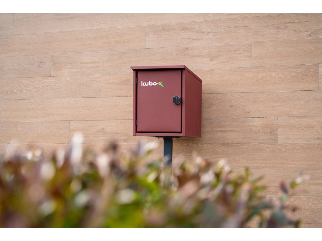doručovacia schránka na balíky pre kuriéra