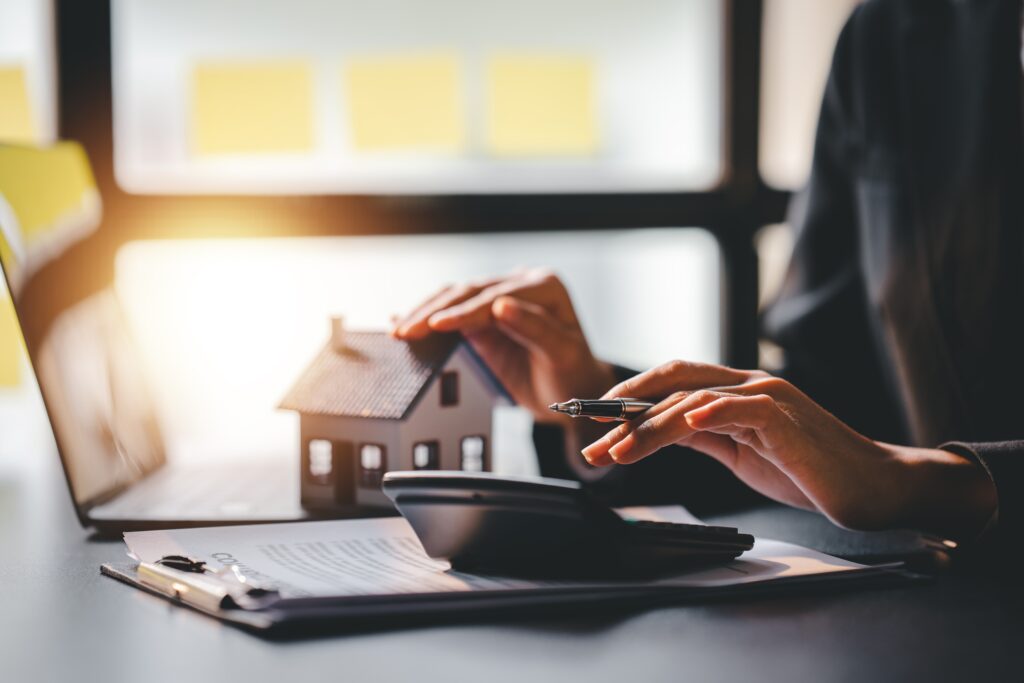 Hľadanie spôsobu, ako ušetriť pri stavbe domu